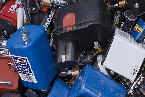吉林通化专业回收废铅酸电池-索兰图废铅酸电池回收-蓄电池回收